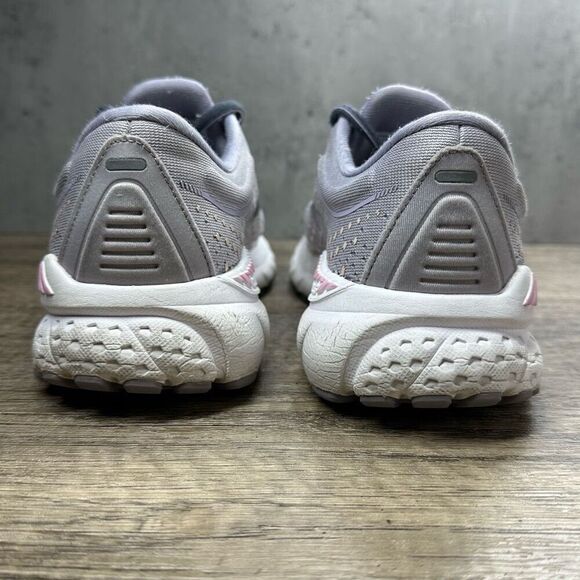 Brooks~Women’s~Adrenaline GTS 21 1203291B675 Lilac Running Shoes Sneaker~Size 7B - Picture 6 of 12